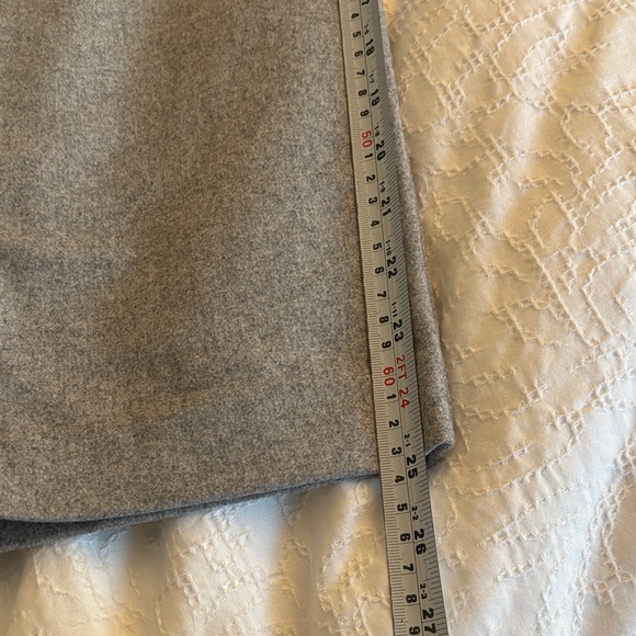 Wilfred Aritzia Jallade Cropped Cashmere Blend Wool Pants Gray Size 4 - Picture 11 of 11